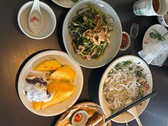 -大头虾越式风味餐厅(光明广场店)