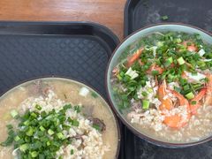 -珍记海鲜粥·海鲜粉