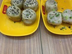 -小杨生煎(金山百联购物中心3楼店)