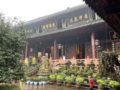 -峨眉山报国寺