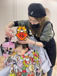 -Hair Co.一间沙龙