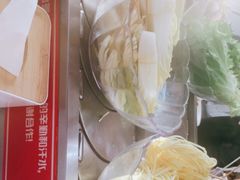-百品聚旋转火锅(万德庄店)