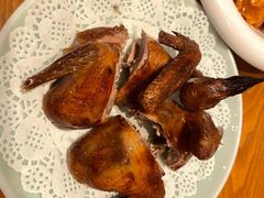 脆皮乳鸽-頂好酒家·经典粤菜(海信广场店)