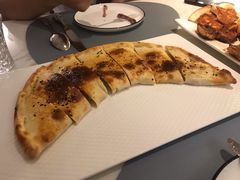 月亮牛肉披萨-伊斯坦布尔土耳其清真咖啡餐厅