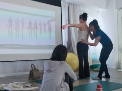 -无界瑜伽普拉提