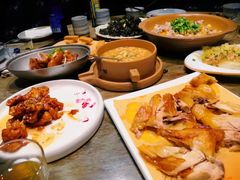-童年小筑餐厅(申花路店)