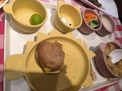 牛肉焖饭牛排串堡儿童餐-西贝莜面村(近铁城市广场店)