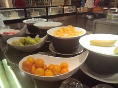 -广州万富希尔顿酒店-感趣自助餐厅·生蚝海鲜刺身