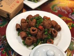-闯关东东北农家菜(崂山石老人店)