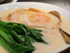 -蝴蝶里·粤菜·点心(滨江龙湖店)