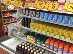 -全家便利店(崂山路四店)