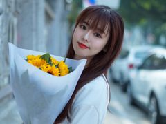 -溪岸路花鸟市场