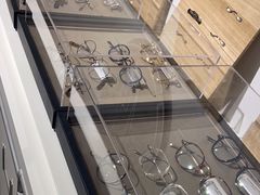 -目艮眼镜SHOWROOM(品牌集合店)