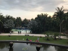 -三亚湾海居铂尔曼度假酒店