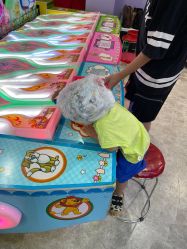 -爆米花儿童美发乐园