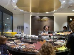 -Laderach 莱德拉(上海环贸iapm店)