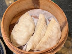 酸菜鸭肉蒸饺-南京大牌档(新街口德基广场店)