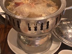 -君来湖滨饭店·玫瑰园