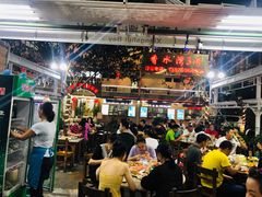 大堂-四川小胡子海鲜(丁村万人海鲜广场店)