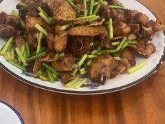 -美顺香食府鱼头老店(雪野湖店)