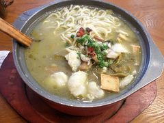 -周鱼小馆石锅酸菜鱼(活力汇店)