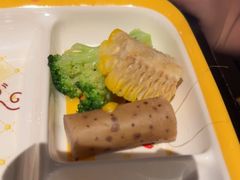 -绿茶餐厅(同成街华联店)