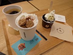 -LINE FRIENDS Garosu-gil Flagship Store