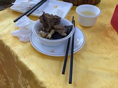 -横河佬炖品店(罗阳一路老店)