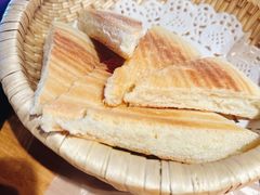 自制脆皮大饼-有位虾匠·胶东土菜小馆(市北店)