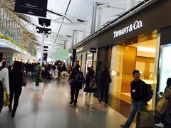 -关西国际机场直营免税店