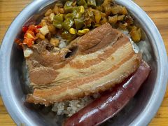 -梁阿婆廿年老牌扣肉糯米饭