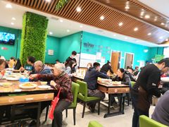 大堂-合合春饼·酱骨·东北菜(潘家园店)