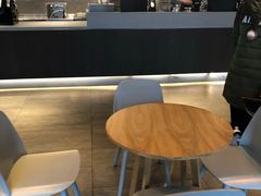-瑞幸咖啡(宝华国际广场店)
