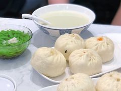 -李与白包子铺(桐梓林店)