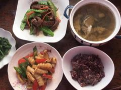 -臻爱住家月嫂育儿嫂(万达店)
