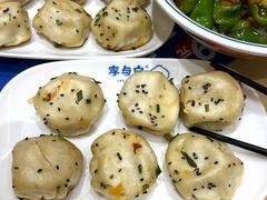 -李与白包子铺(桐梓林店)