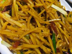 酸辣土豆丝-姥姥家春饼店(佳亿时尚广场店)