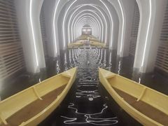 -涨巢·潮玩水疗局