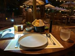 -三亚艾迪逊酒店·海滩烧烤 BARBACOA·现场乐队·浪漫晚餐·烧烤海鲜