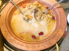 -阿婆情腊排骨火锅·野生菌季(古城旗舰店)