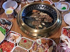 -汉江山料理级自助烤肉黑金冠(周口好吃城店)