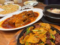 -长寿参鸡汤(朝韩风情街店)