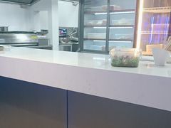 -唯爱KTV聚会餐厅(仙林东城汇店)