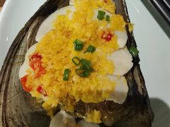 蒜蓉粉丝蒸生蚝-必点海鲜·海肠捞饭大王(滨江道店)
