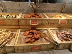 -山焱·炭火自助烤肉(周浦万达店)