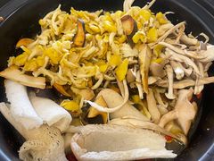 -菌乡缘·野生菌蒸汽鱼火锅(江边夜市店)