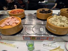 -龍歌自助小火锅(芝罘万达店)