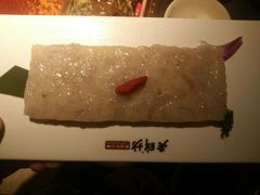 -老牌坊云南鱼豆花火锅(哈西万达店)
