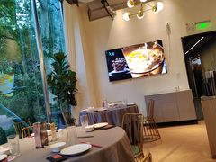 -HOMES上海本帮菜(襄阳公园店)