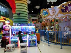 -玩塾品格乐园(宇宙太空龙旗店)